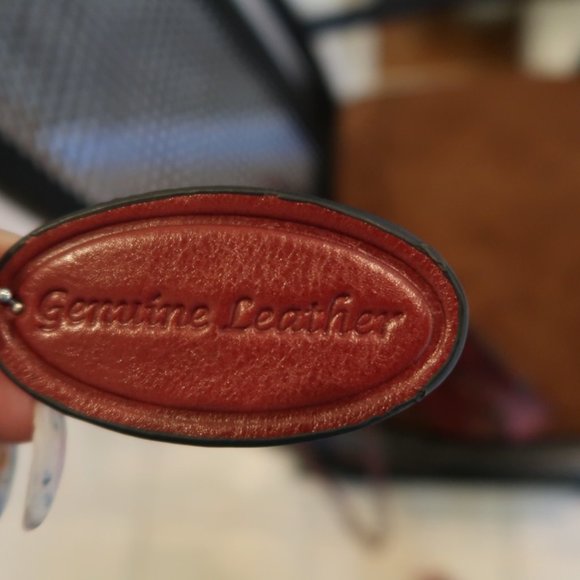 Wilson's genuine leather handbag - Picture 4 of 6